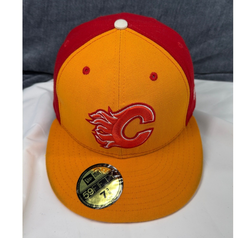 Calgary Flames New Era 59FIFTY Fitted Hat Size 7 3/8 NHL Hockey Orange Red Cap